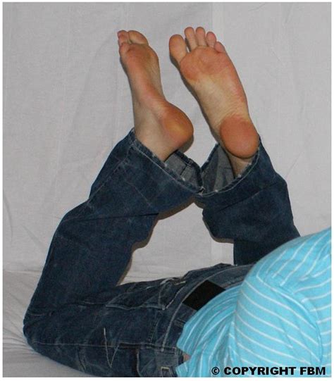 Gay Male Feet Place